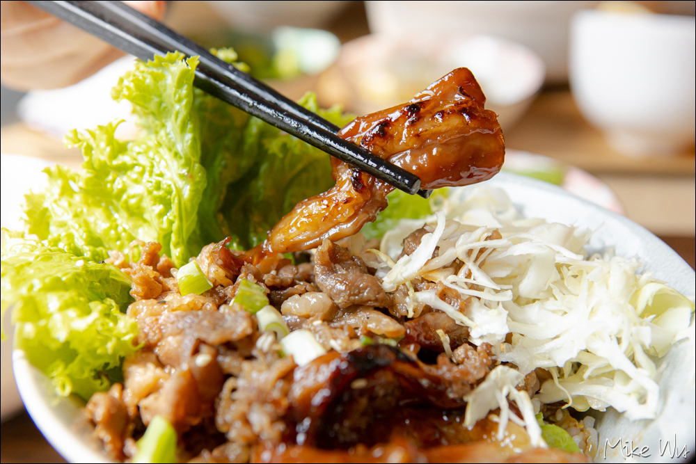 【食記】『台南』樂饕居和洋料理，誘人的黃金蒜頭雞湯，帶有木炭味的丼飯 @麥克Wu的生活攝影札記