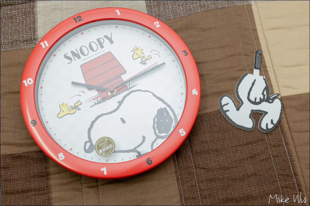【開箱】Snoopy 搖擺掛鐘，讓房間多增添了一份可愛 @麥克Wu的生活攝影札記