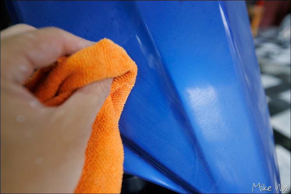 【洗車】我的進階洗車心得分享，Simoniz、CARPRO PERL、亞當各品牌分享 @麥克Wu的生活攝影札記