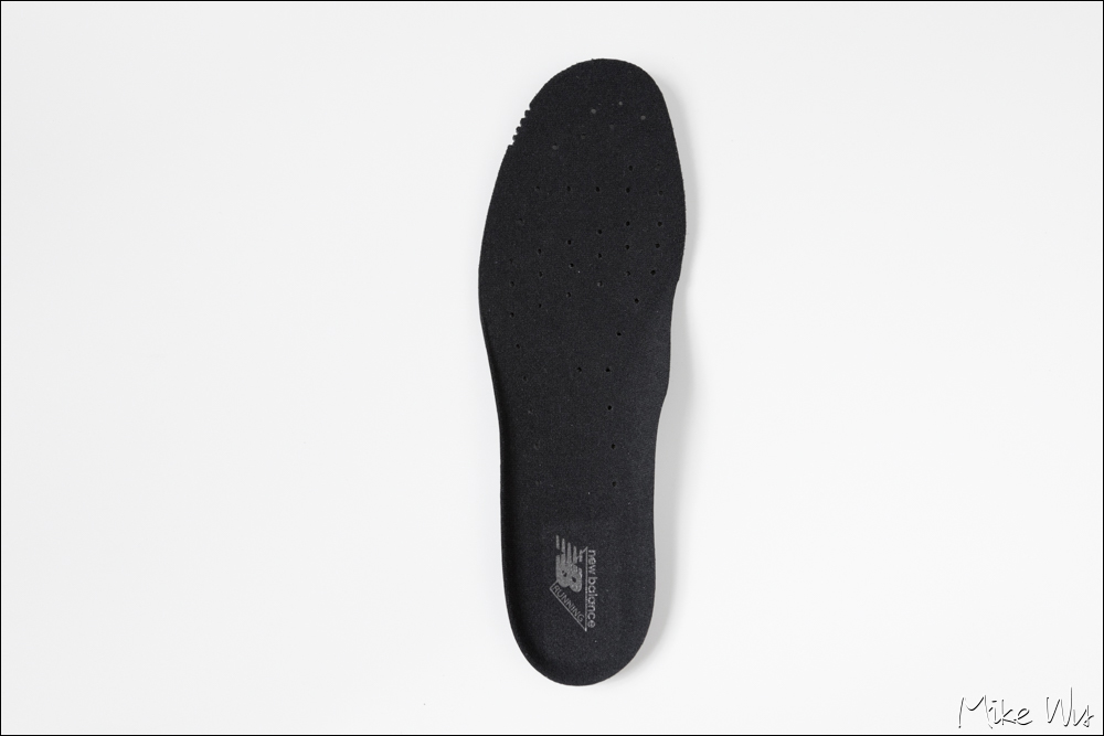 【鞋】New Balance M2002RBK 實穿心得 @麥克Wu的生活攝影札記