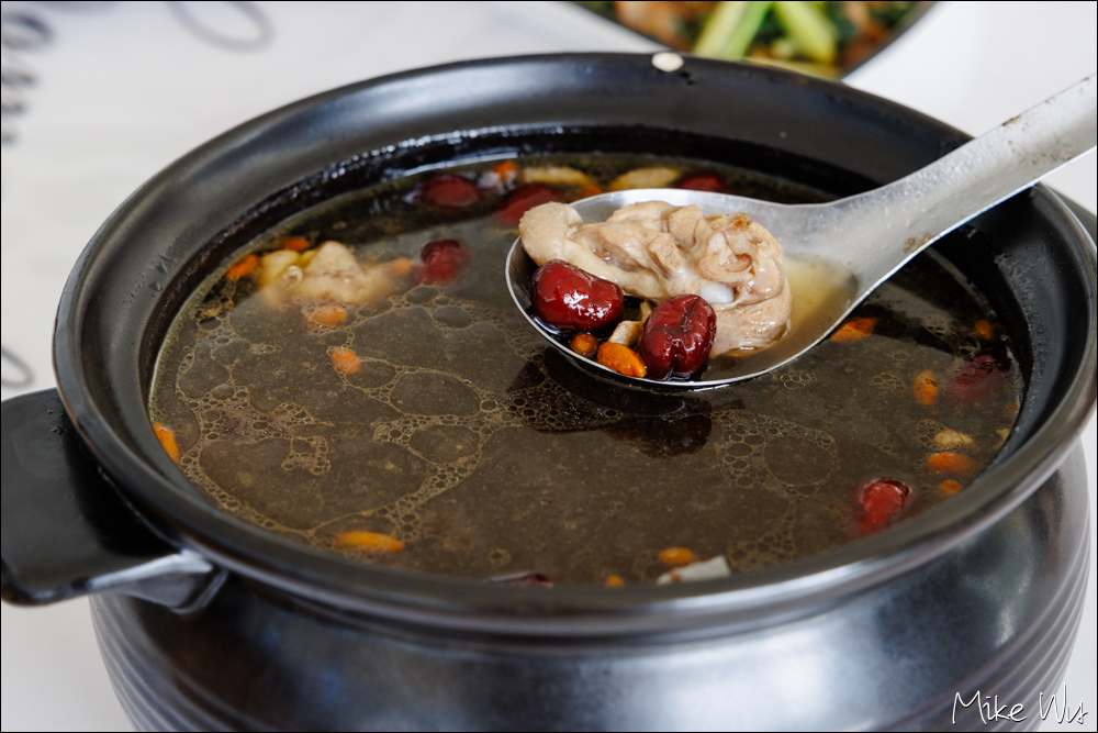 【食記】『台南』晨曦庭園美食，關子嶺在地人才知道的超隱密餐廳！ @麥克Wu的生活攝影札記