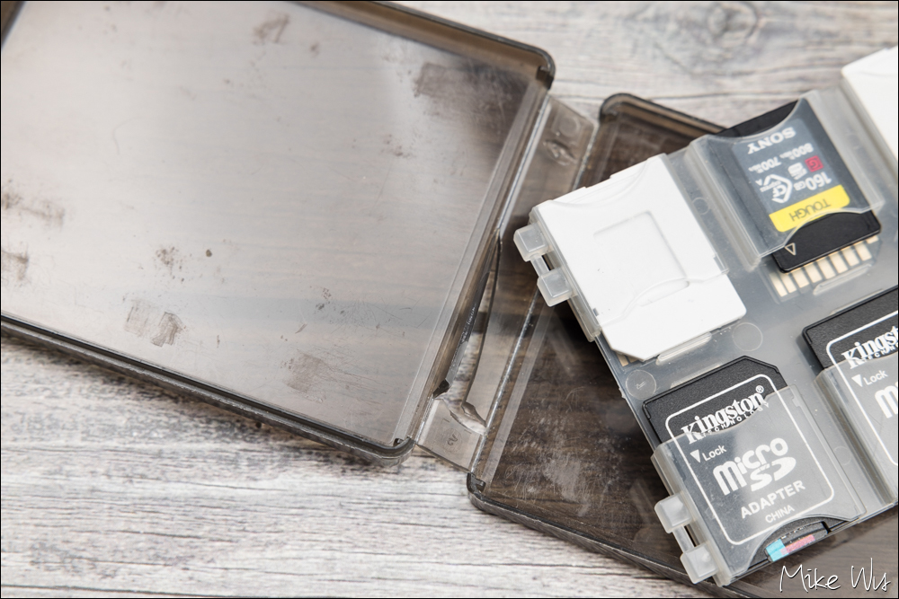 【開箱】JJC記憶卡收納盒｜一款擁有堅固可靠的外觀以及內藏功能性的記憶卡收納盒 @麥克Wu的生活攝影札記