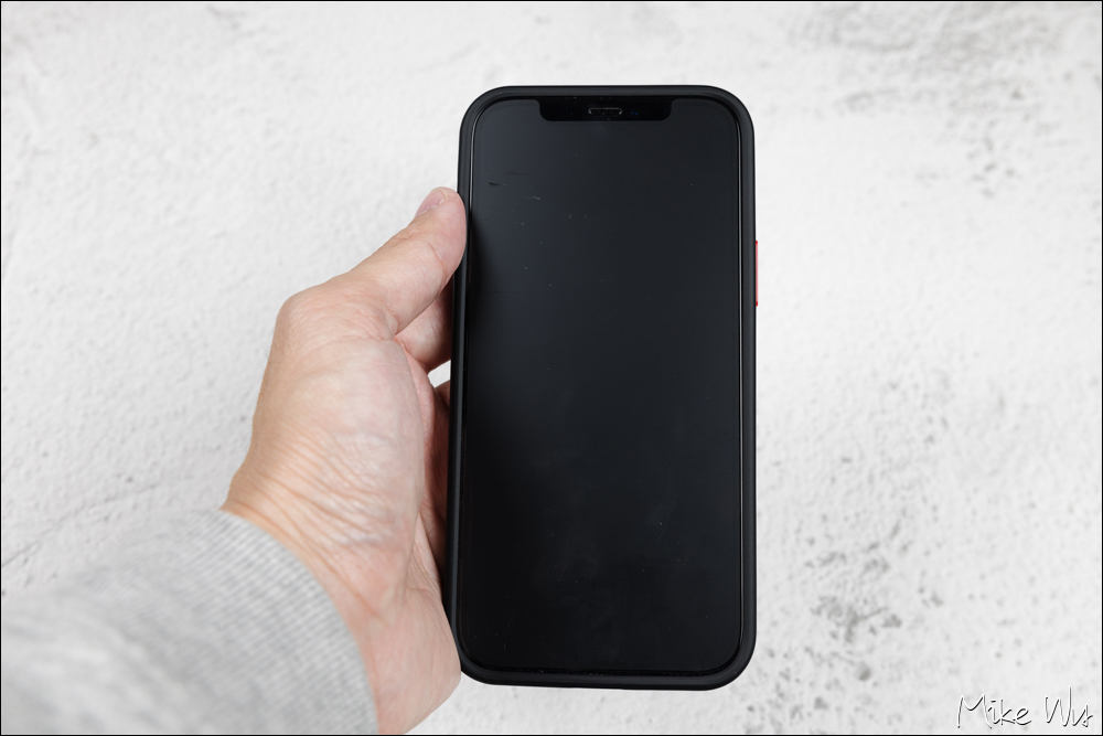 【開箱】TORRAS圖拉斯S3 iPhone Magsafe手機殼｜極具迷人的手感以及輕薄的重量 @麥克Wu的生活攝影札記