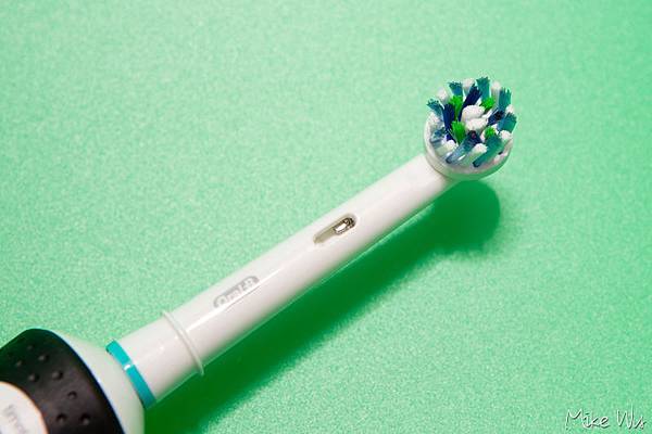 【開箱】Oral-B D100活力亮潔電動牙刷，這次花錢終於值得了 @麥克Wu的生活攝影札記