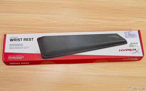 【開箱】HyperX Wrist Rest全尺寸鍵盤手托，極致舒適的鍵盤手托 @麥克Wu的生活攝影札記