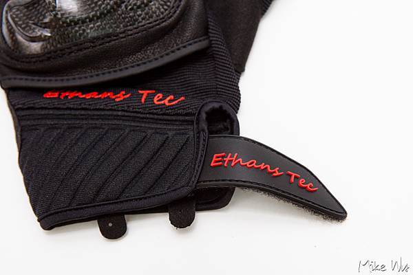 【開箱】Ethans Tec ES-501 全方位四季防護手套 @麥克Wu的生活攝影札記